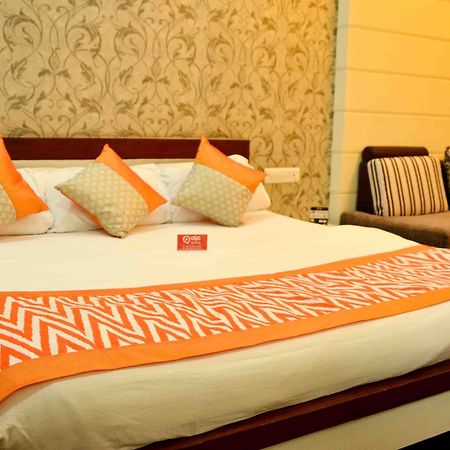 Oyo 742 Hotel Kings Park Indore Exterior photo